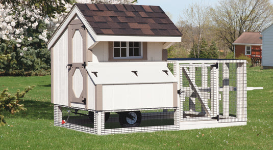 Q44T Tractor Chicken Coop – 4'x4' Premium Amish-Built Home for 6-8 Chickens