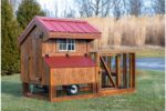 Q34T Tractor Chicken Coop